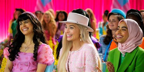 I look Chanel nel film Barbie raccontati da Jacqueline Durran 